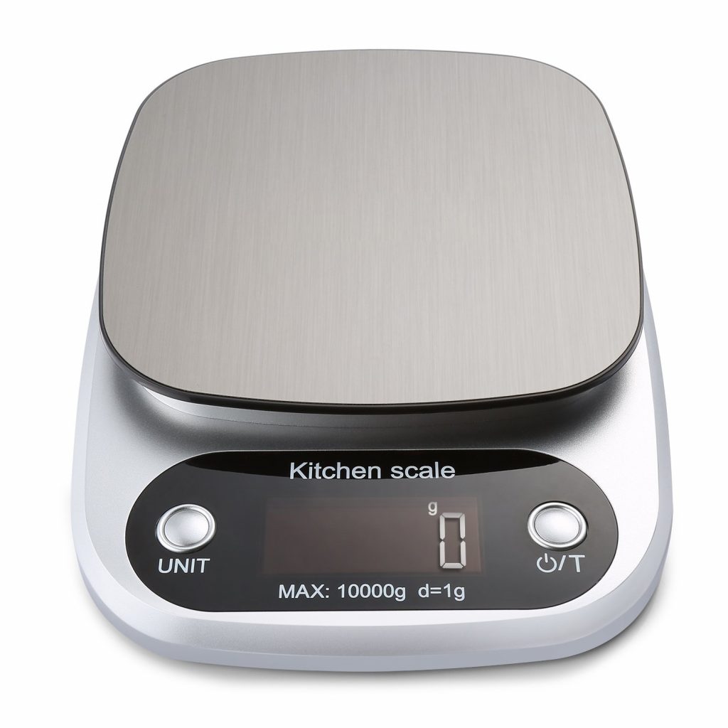 Greater Goods Balance de cuisine haute capacité, capacité de 10 kg, balance alimentaire pour la cuisine et la pâtisserie en vrac, commandes tactiles, écran LCD haute définition, plate-forme en acier Greater Goods Balance de cuisine haute capacité, capacité de 10 kg, balance alimentaire pour la cuisine et la pâtisserie en vrac, commandes tactiles, écran LCD haute définition, plate-forme en acier